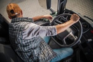 Regione Sardegna: al via il bando per il rinnovo delle patenti C E CQC, D E CQC ED E