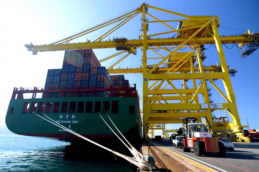 Nuovo record storico al porto di Trieste per il traffico contenitori