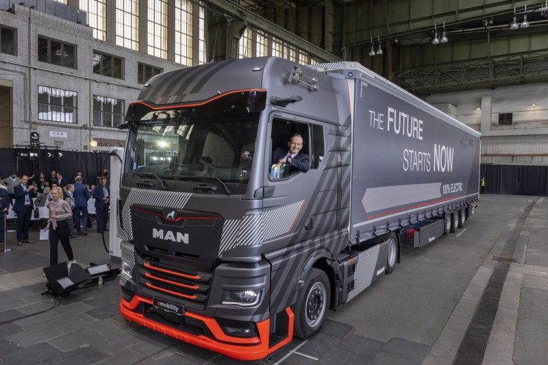 MAN e ABB E-mobility pronte per la mobilità elettrica a lungo raggio