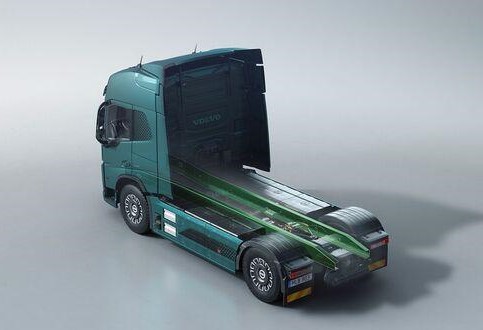 Volvo Trucks: primi al mondo a usare acciaio senza combustibili fossili per i propri veicoli