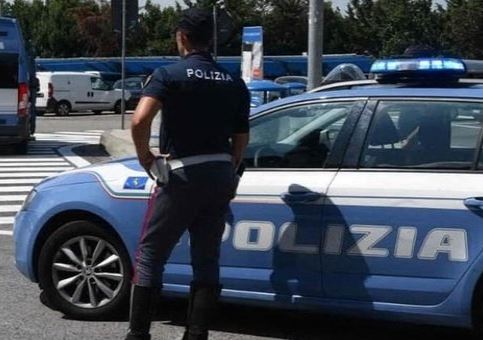 Finti autotrasportatori rubavano la merce: un arresto e 7 denunce