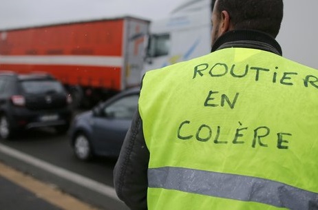 L'autotrasporto sciopera in Francia