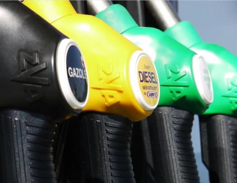 Prorogato al 21 agosto il taglio del costo del carburante