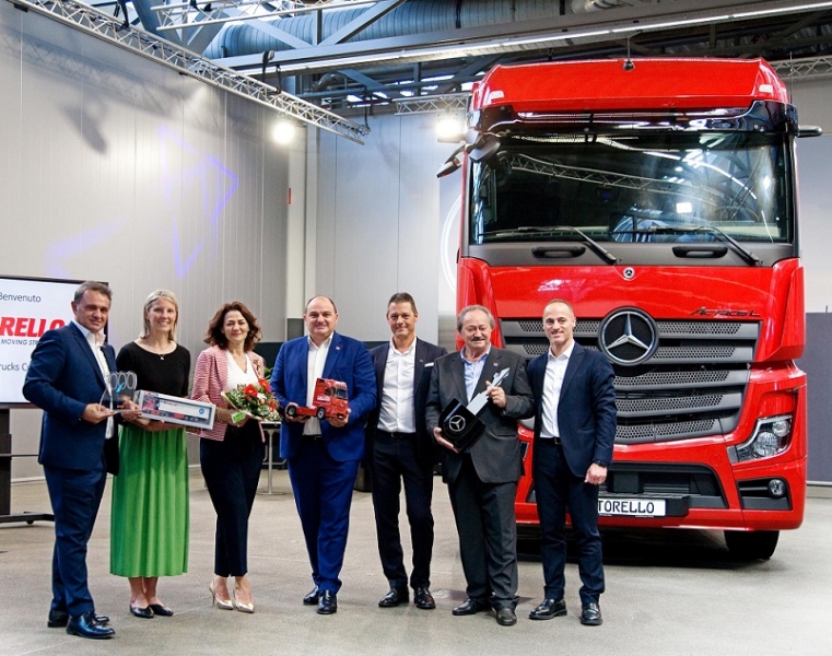 Torello ritira il Mercedes-Benz Actros n°1000