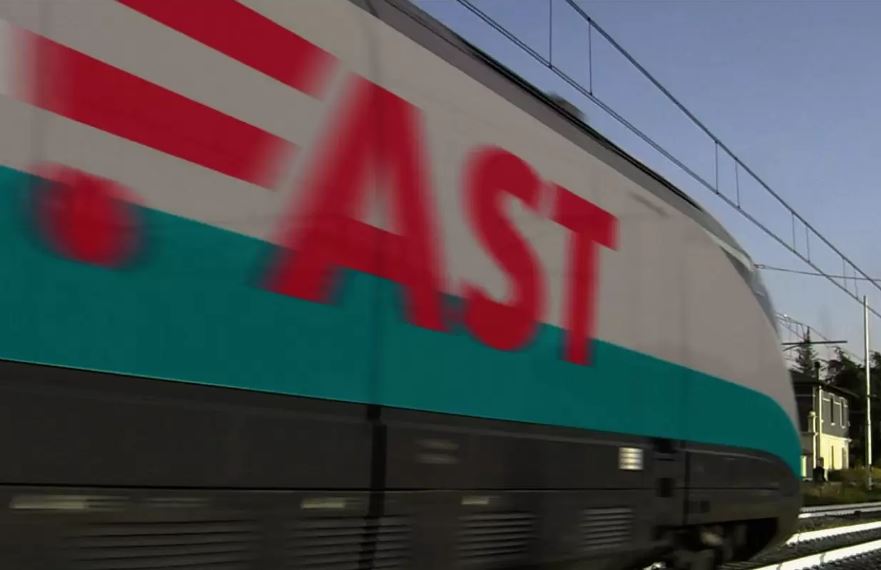 Taranto, intesa per lo sviluppo di un sistema di trasporto ultraveloce per merci e passeggeri