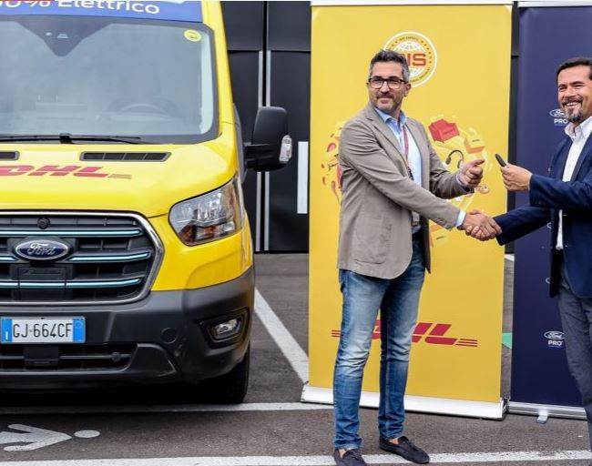 Ford Italia e DHL Express Italy insieme per consegne green con E-Transit