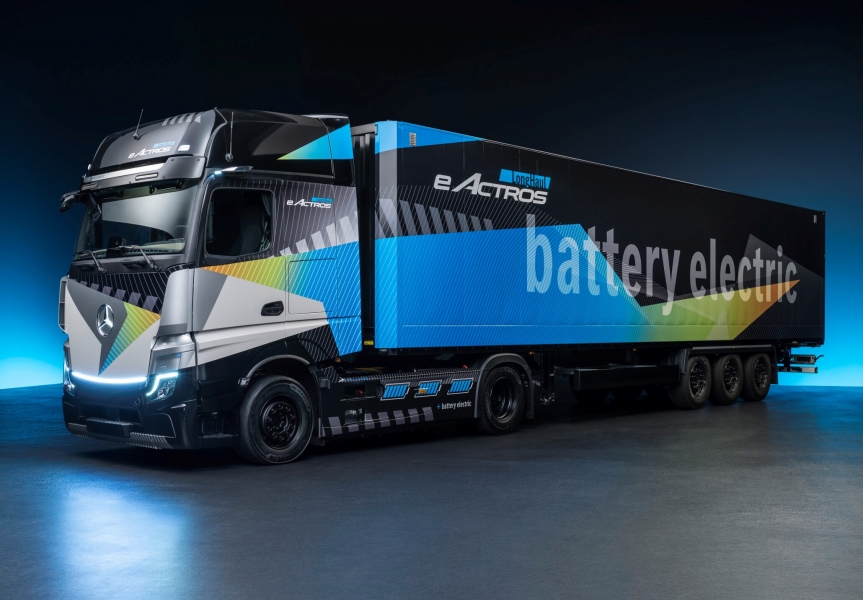 All’IAA Transportation 2022 di Hannover l’eActros LongHaul di Mercedes-Benz Trucks