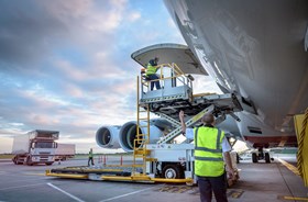 Cargo aereo, migliora la domanda nel mese di agosto