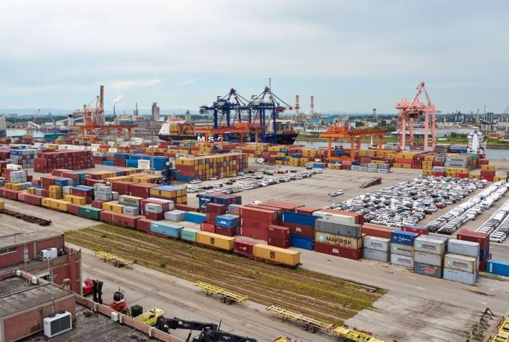 Porto Ravenna, accordo cluster-autotrasporto sulla libera contrattazione