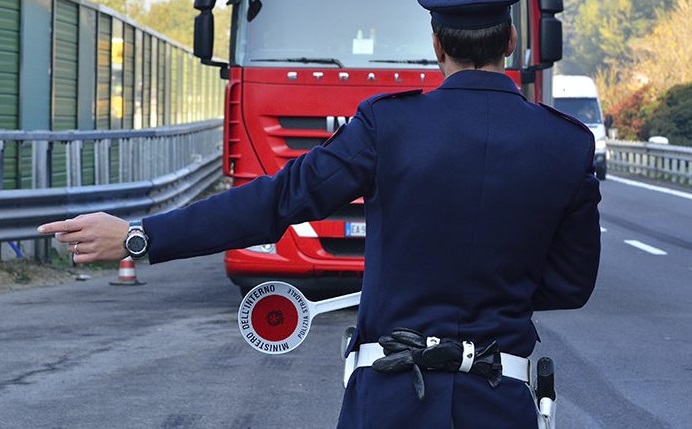 Truck & Bus 2022: dal 10 al 16 ottobre la quarta campagna di controlli stradali sui mezzi pesanti