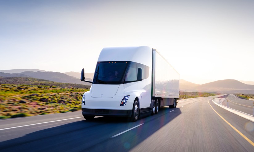 Avviata la produzione del Tesla Semi: a Pepsi i primi 20 modelli