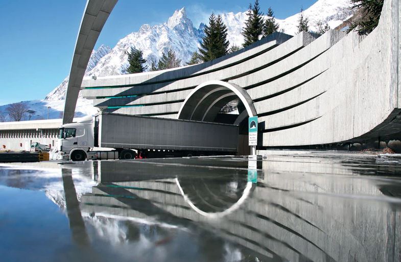 Traforo Monte Bianco: chiuso al traffico dal 17 ottobre al 7 novembre