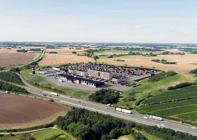 Danimarca, avviati i lavori per il più grande parcheggio per camion d'Europa