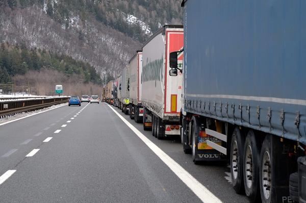 Brennero, l'autotrasporto chiede l'intervento del Ministro Salvini