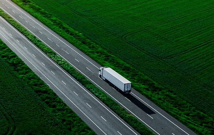 Decarbonizzazione dell’autotrasporto: è urgente un piano strategico