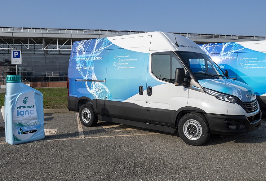 PETRONAS Lubricants International e IVECO co-progettano fluidi sostenibili per veicoli commerciali elettrici