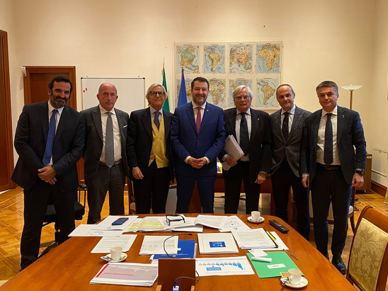 Conftrasporto: ''Soddisfatti dell'incontro con il Ministro, avanti insieme su trasporti e logistica''