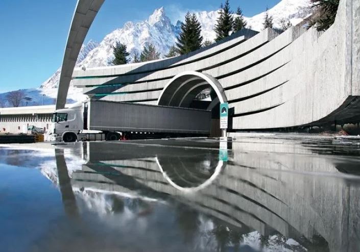 Monte Bianco: interruzione totale della circolazione fino a al 20 gennaio 2023