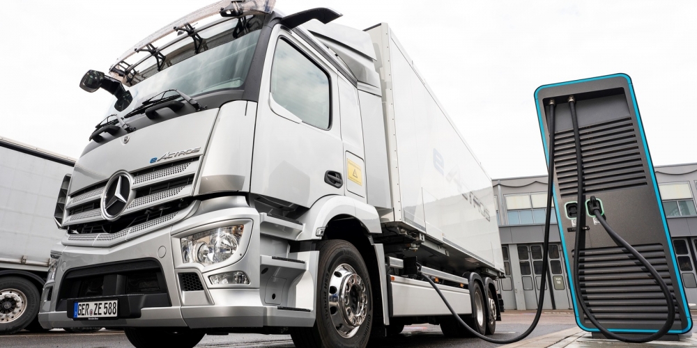 Ricarica per camion elettrici: aperte sei stazioni di servizio sulla rotta Reno-Alpi