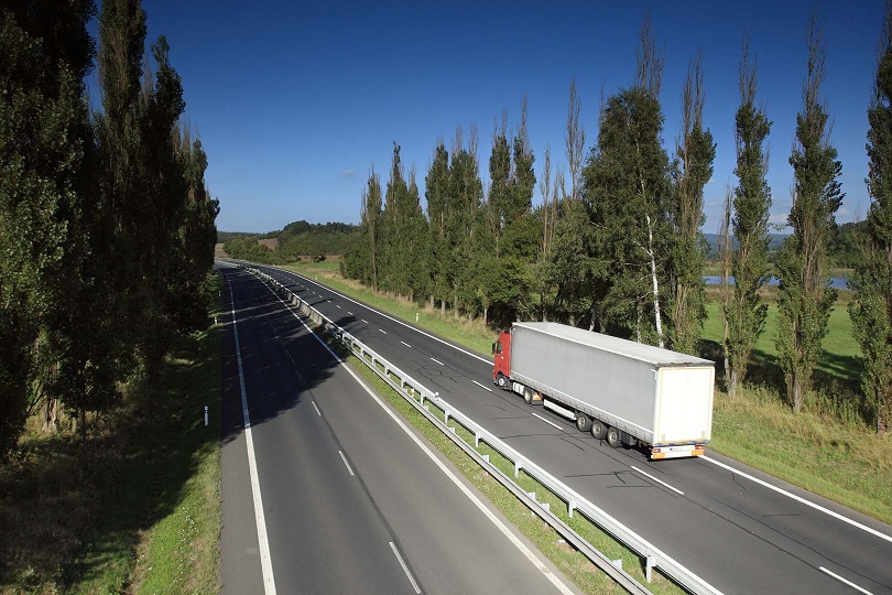Tirolo, nessun incremento per il traffico mezzi pesanti: si rischia la recessione