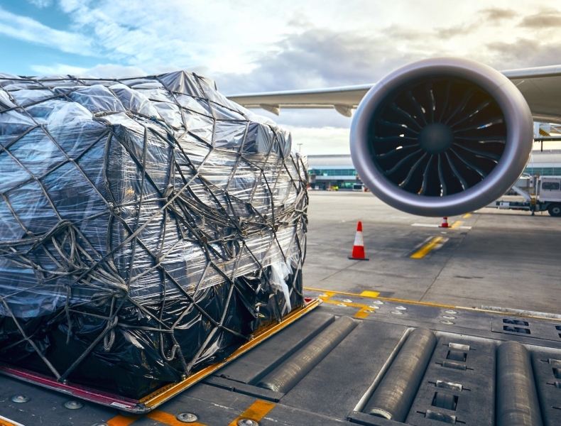 Cargo aereo di gennaio torna ai livelli pre-COVID