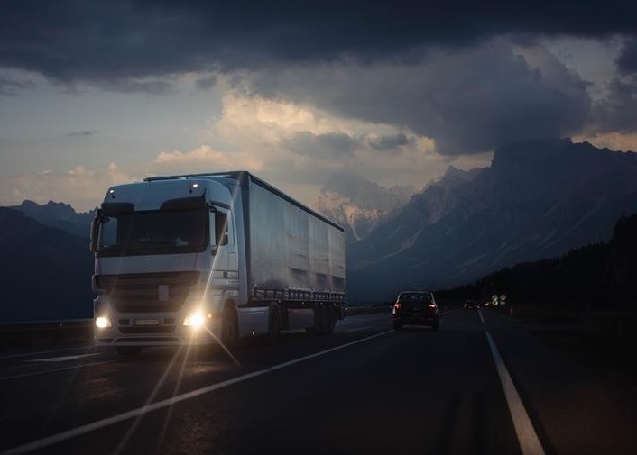 Calano le tariffe del trasporto merci su strada in Europa