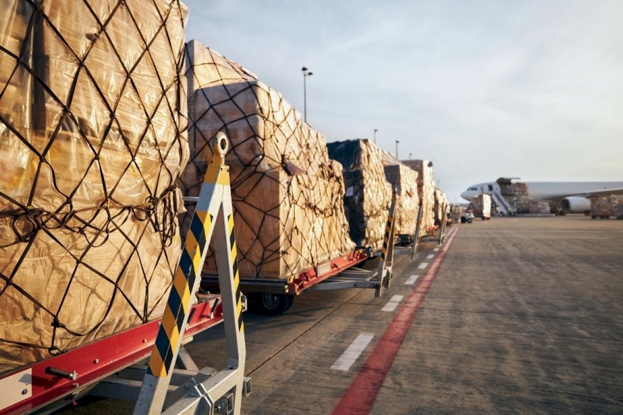 Il cargo aereo chiude aprile in negativo