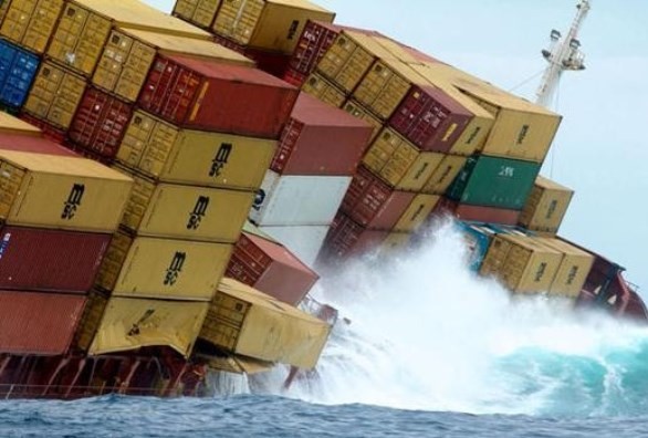 Sono sempre meno i container persi in mare