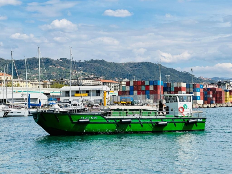 Porto La Spezia: entra in servizio la barca elettrica ELETTRA
