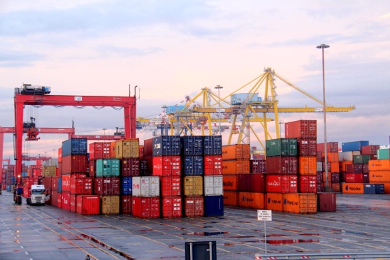 Livorno, testato il nuovo sistema per la gestione digitale delle ispezioni dei container