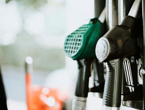 CNA Fita: ridurre accisa e Iva sui carburanti