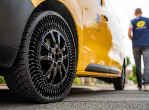 Le poste francesi testano Michelin Uptis, le gomme senz'aria