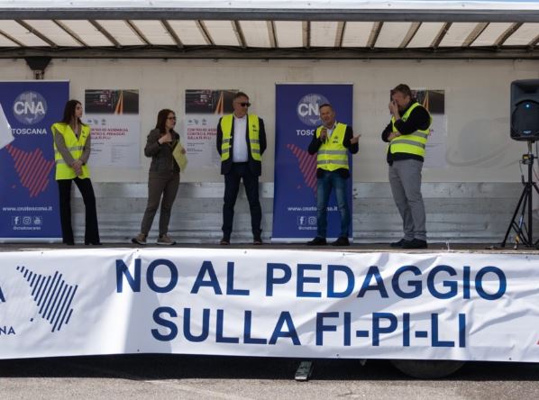 Fi-Pi-Li, il pedaggio per i veicoli pesanti infrange la tutela della concorrenza