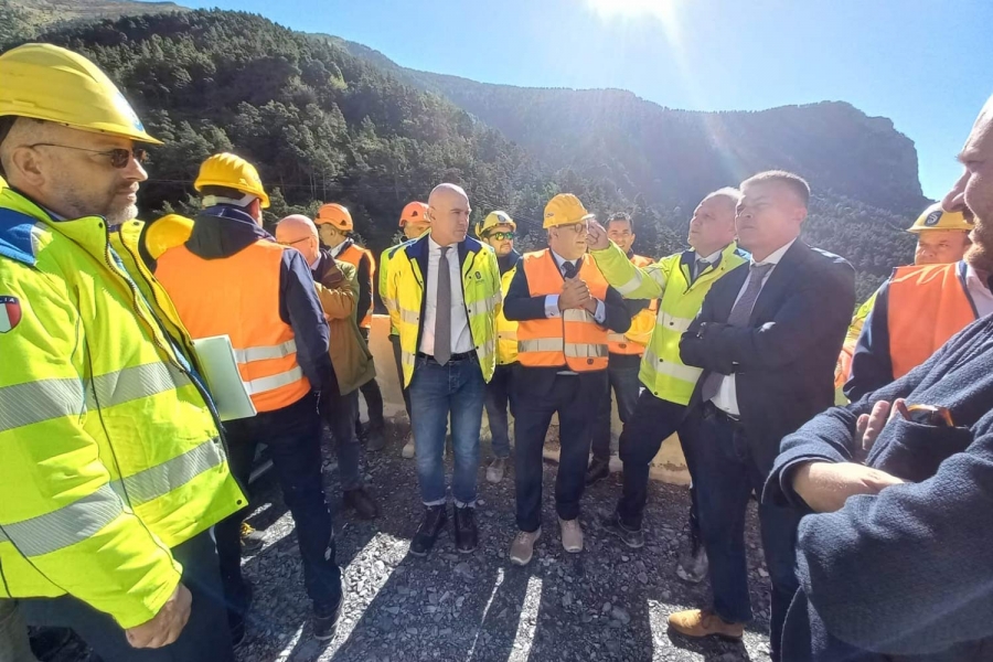 Tunnel di Tenda, il viceministro Rixi a Limone per fare il punto sui lavori