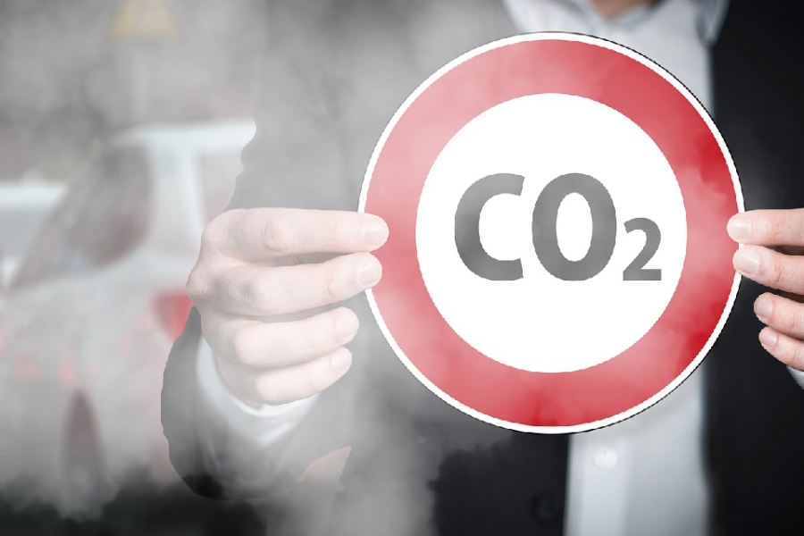 Il Parlamento Europeo boccia il target CO2 per i camion