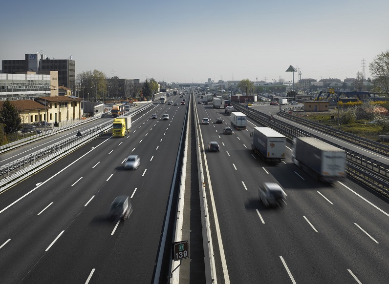 Autostrade per l’Italia lancia il bando per l’affidamento dei servizi di ricarica elettrica nelle Aree di Servizio
