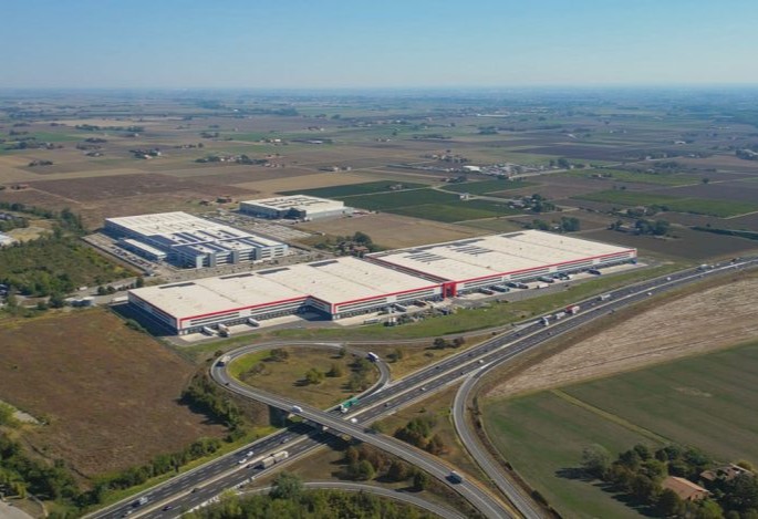 Daimler Truck Italia apre il nuovo polo logistico dedicato ai ricambi originali Mercedes-Benz Trucks e FUSO