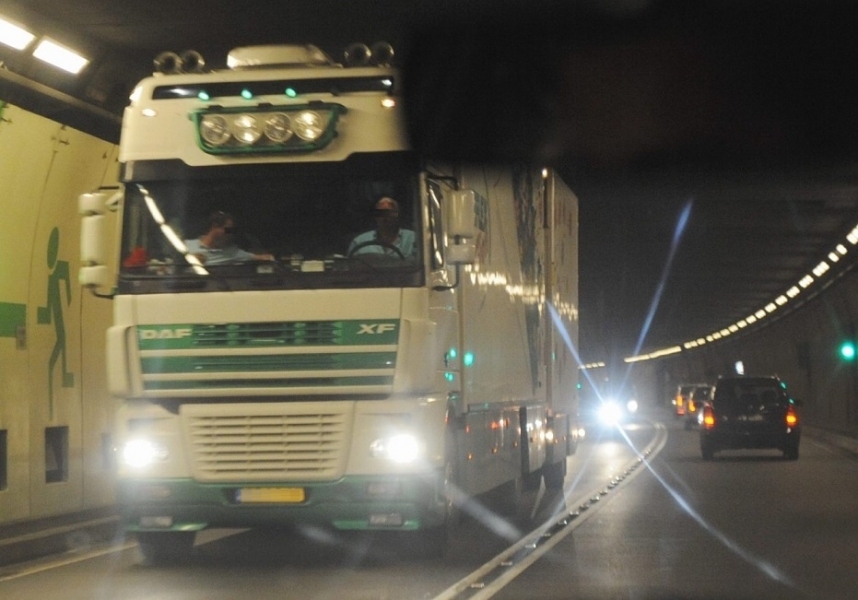 Il Covid frena il traffico delle merci attraverso le Alpi