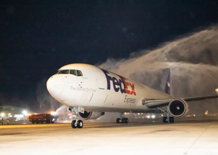 FedEx riduce di un giorno il transito aereo per le merci dal Vietnam all’Europa