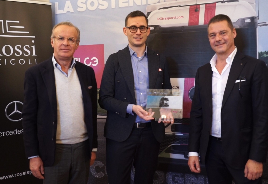 LC3 Trasporti acquista 30 nuovi eActros 600, il trattore full electric Mercedes-Benz Trucks