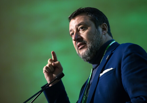Salvini: ''Tutelare i porti del Med da tasse ambientali Ue''