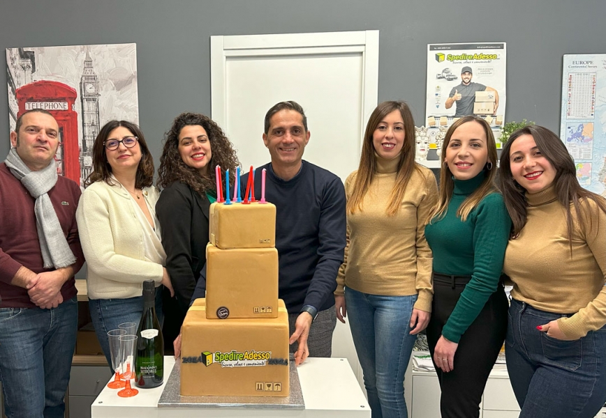 Un decennio di eccellenza: SpedireAdesso.com celebra 10 anni di innovazione e successo