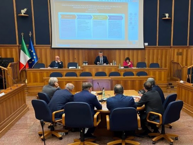 Porti, il MIT indica i 4 obiettivi strategici 2024 per i Presidenti delle AdSP