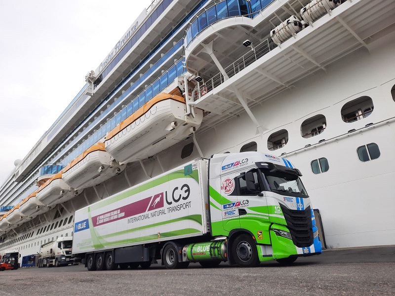 I camion a Bio-LNG di LC3 Trasporti per ridurre l'impatto ambientale di Costa Crociere