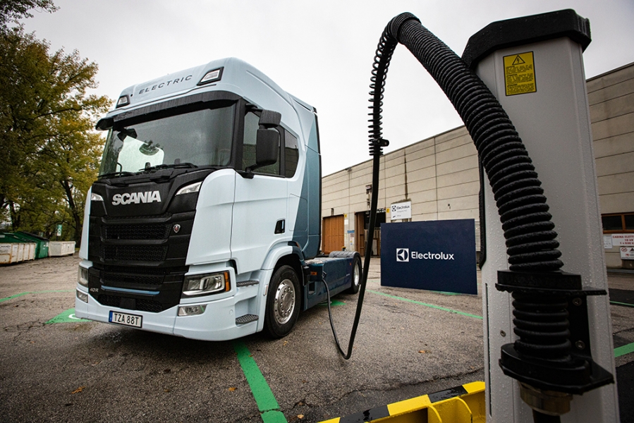 Inaugurata in Italia la prima stazione di ricarica veloce per e-truck di Electrolux Group