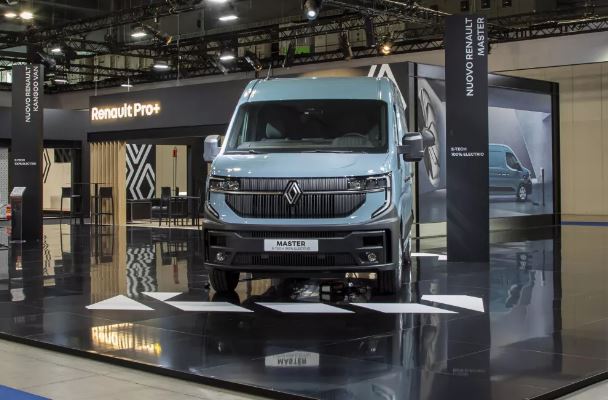 Renault, svelato il nuovo Master in anteprima nazionale al Transpotec Logitec 2024