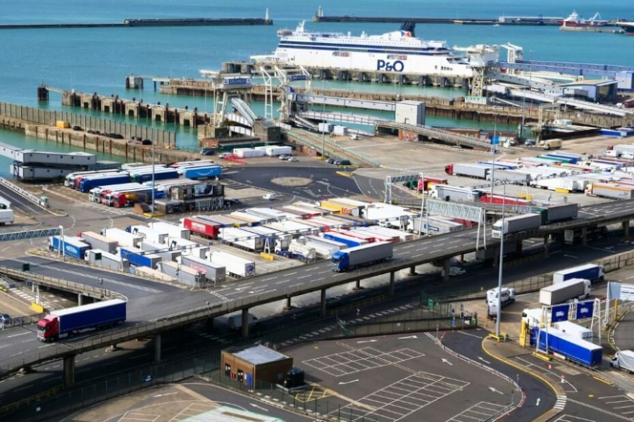 Brexit, oltre 5 miliardi solo per i controlli di frontiera sulle merci