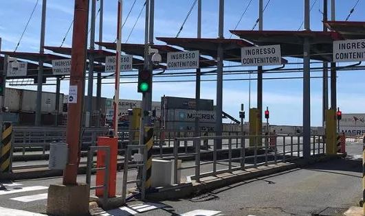 Carico e scarico container: operativo il nuovo gate automatizzato al Refeer di Vado Ligure