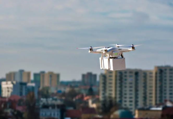 Emilia-Romagna, primo test di delivery con i droni per la consegna di merci in aree urbane