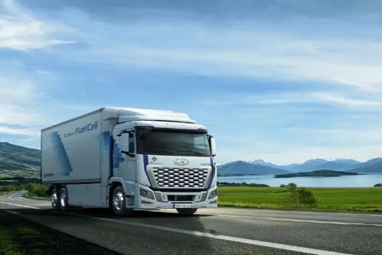 Hyundai Xcient Fuel Cell: 10 milioni di km percorsi, la tecnologia dell'idrogeno si dimostra affidabile